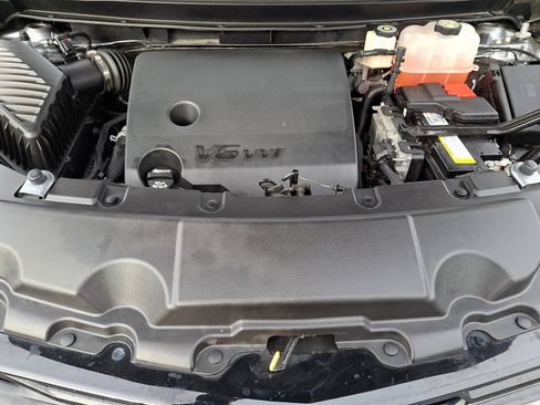 Certified 2023 Chevrolet Traverse Premier w/ Redline Edition image 30