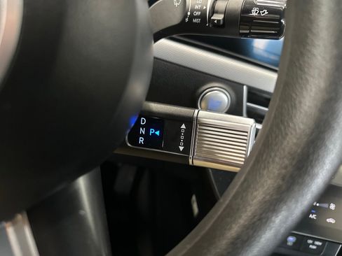 Used 2025 Hyundai Sonata SEL FWD image 27