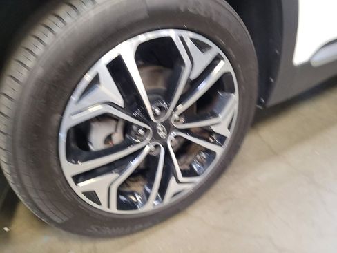 Used 2020 Hyundai Santa Fe SEL FWD image 31