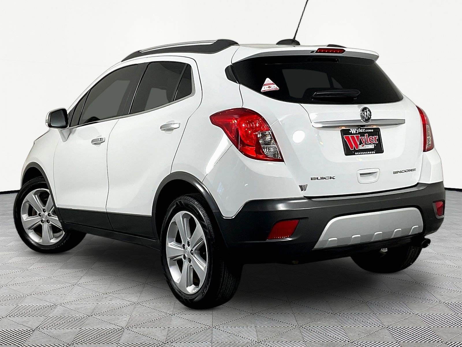 Used 2016 Buick Encore FWD image 4
