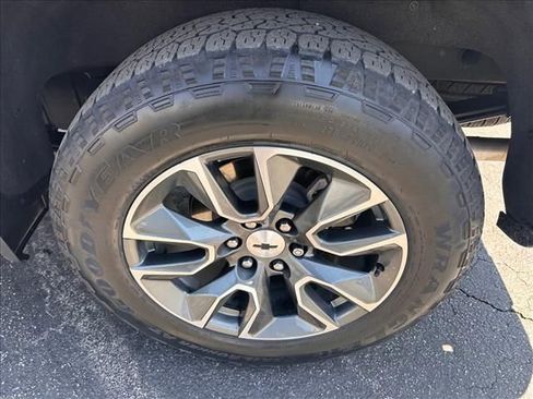 Certified 2023 Chevrolet Silverado 1500 RST image 35