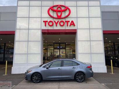 Used 2025 Toyota Corolla SE w/ Convenience Package