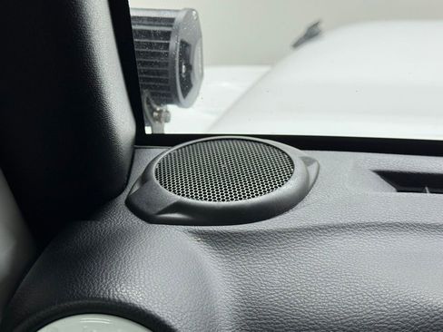 Used 2018 Jeep Wrangler Unlimited Sport S image 22