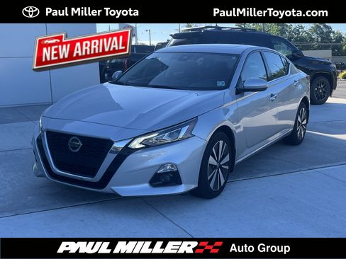 Used 2022 Nissan Altima 2.5 SL AWD/4WD image 1