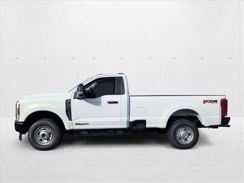 New 2025 Ford F250 XL w/ FX4 Off-Road Package image 5