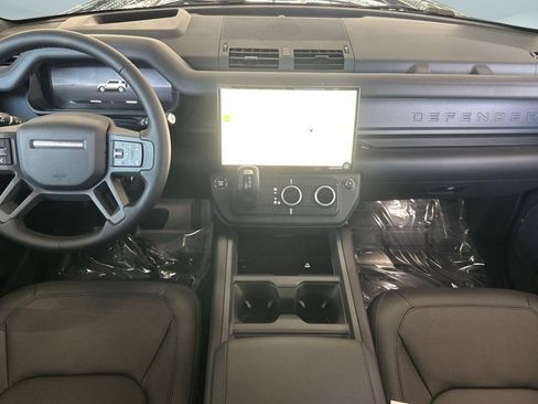 New 2026 Land Rover Defender 110 X-Dynamic SE AWD/4WD image 14