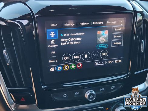 Used 2023 Chevrolet Traverse LT w/ Rear Camera Mirror Package image 21