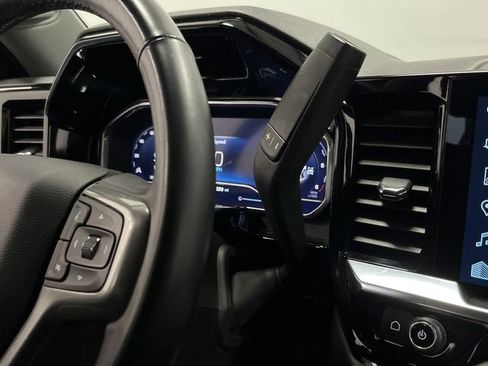 Used 2025 Chevrolet Silverado 1500 LT image 22