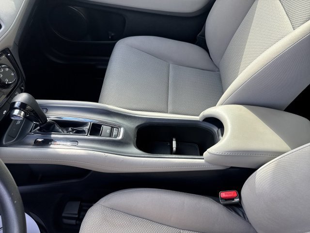 Used 2018 Honda HR-V LX image 22