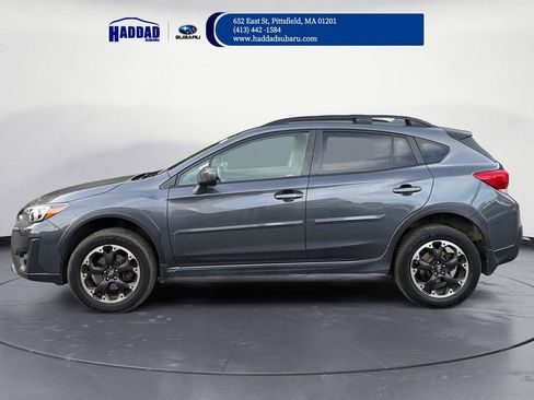 Used 2023 Subaru Crosstrek 2.0i Premium image 3