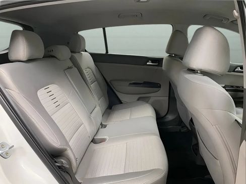 Used 2017 Kia Sportage LX w/ LX Popular Package FWD image 13