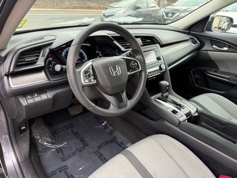 Used 2020 Honda Civic LX image 10