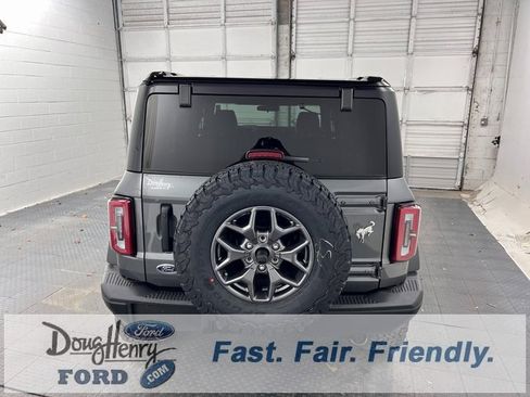 New 2025 Ford Bronco Badlands image 6