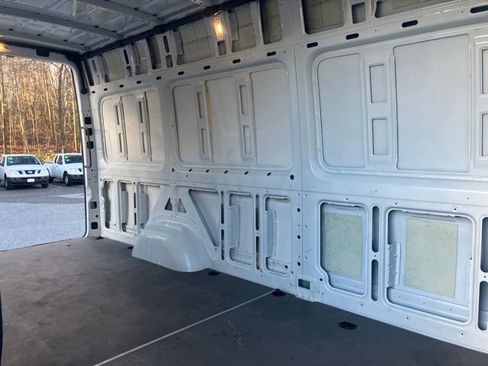 Used 2022 Mercedes-Benz Sprinter 2500 image 20