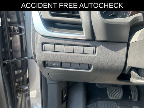 Used 2021 Nissan Rogue S FWD image 14