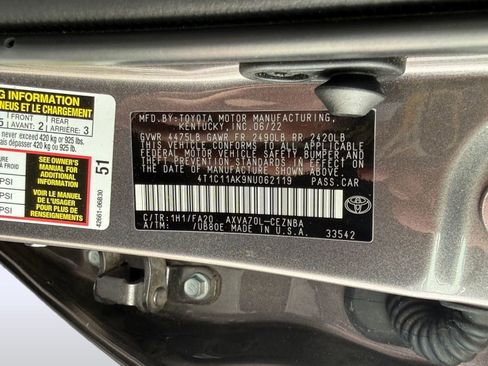Used 2022 Toyota Camry LE image 19