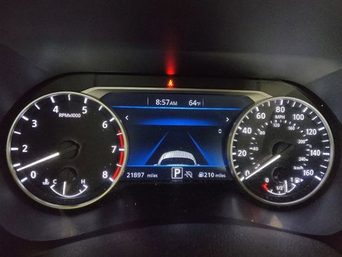 Used 2025 Nissan Sentra SV FWD image 23