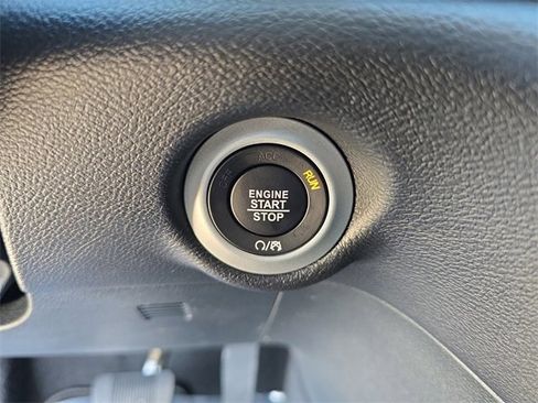 New 2026 Chrysler Voyager LX image 26