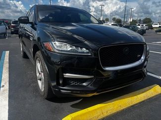 Used 2017 Jaguar F-PACE R-Sport AWD/4WD video 1