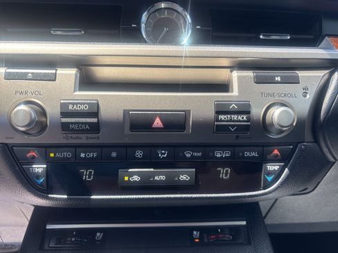 Used 2015 Lexus ES 350 w/ Premium Package FWD image 26