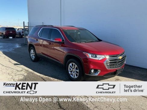 Used 2019 Chevrolet Traverse LT image 1