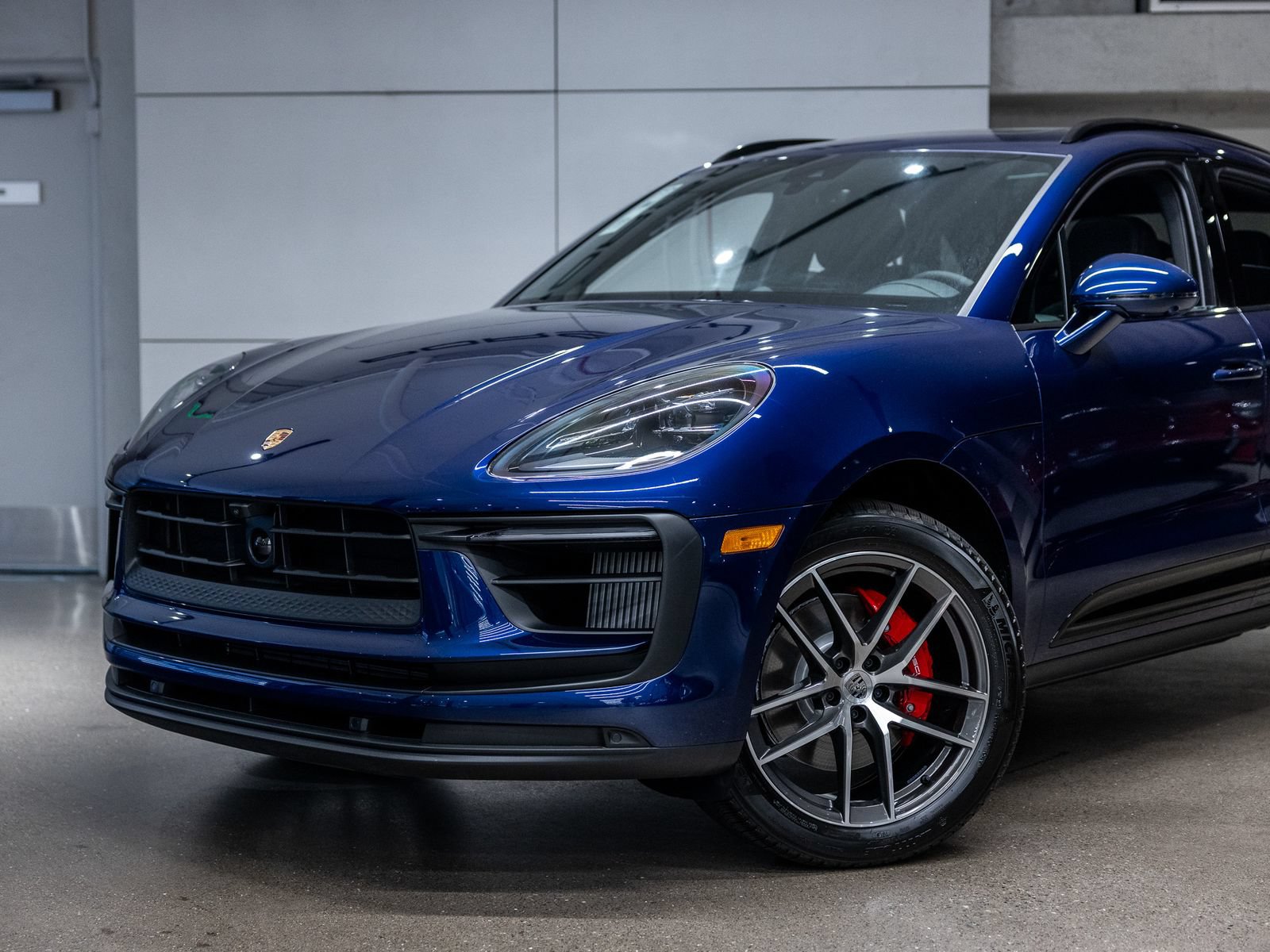 Certified 2026 Porsche Macan S AWD/4WD image 22
