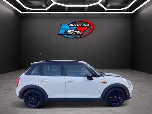 Used 2016 MINI Cooper 4-Door Hardtop FWD image 9