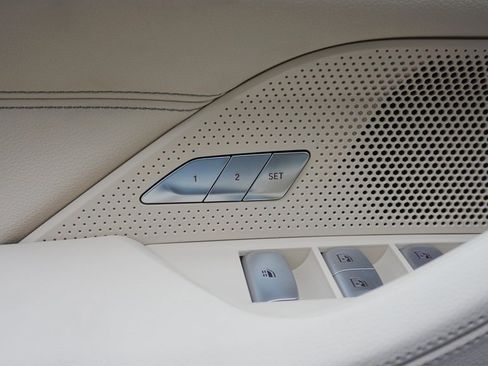 New 2026 BMW 430i xDrive Convertible image 9