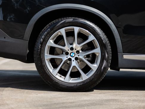 Used 2021 BMW X5 sDrive40i w/ Premium Package image 14
