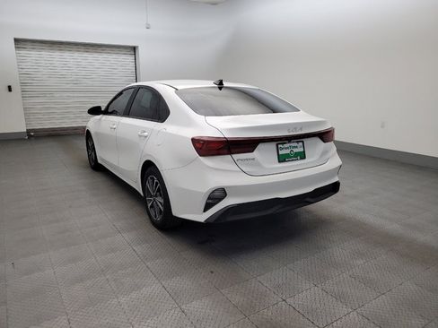 Used 2022 Kia Forte LXS FWD image 5