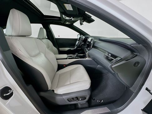 Used 2024 Lexus RX 350 image 33