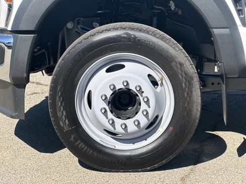 New 2026 Ford F450 XL w/ XL Chrome Package image 30
