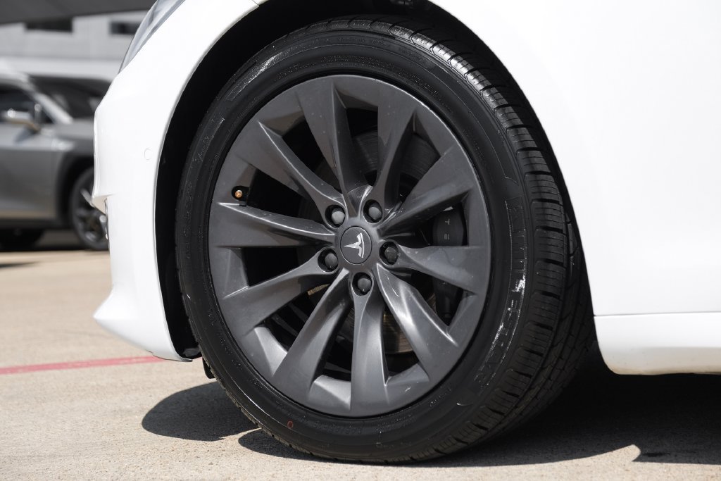 Used 2020 Tesla Model S Long Range Plus AWD/4WD image 60