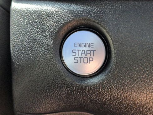 Certified 2025 Kia Sorento LX FWD image 32