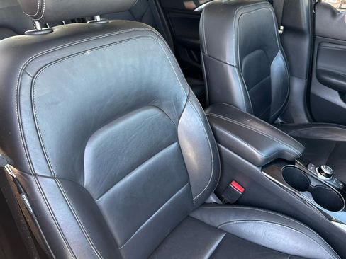 Used 2017 INFINITI QX30 Premium w/ Navigation Package image 46