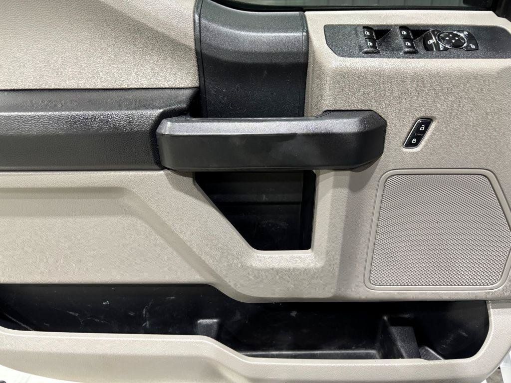 Used 2017 Ford F250 XL w/ Power Equipment Group RWD image 16