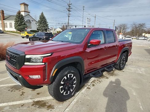 Used 2023 Nissan Frontier PRO-4X w/ Pro Convenience Package image 8