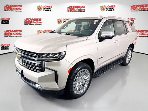 Used 2023 Chevrolet Tahoe Premier RWD image 13