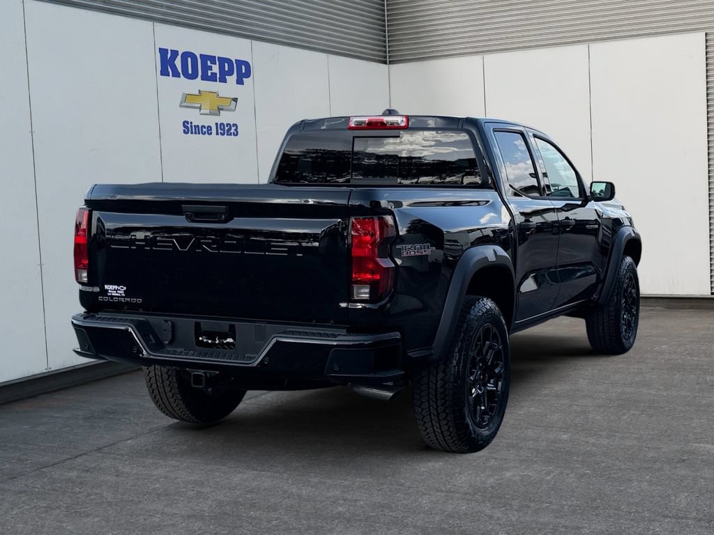 New 2026 Chevrolet Colorado Trail Boss w/ Midnight Edition AWD/4WD image 5