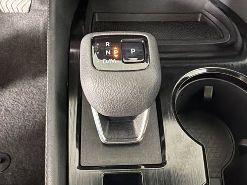 Used 2023 Nissan Rogue SL FWD image 33