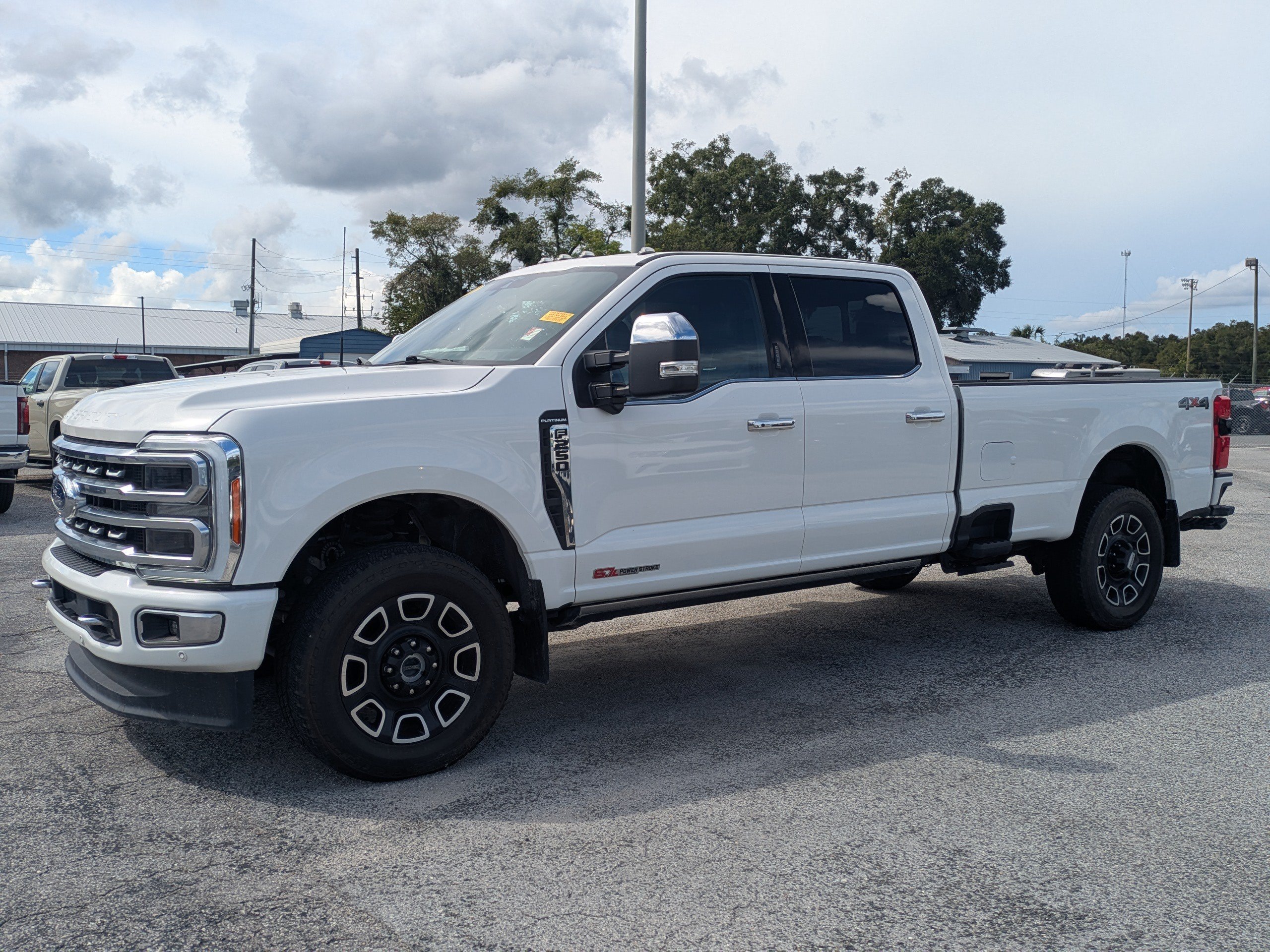 Used 2023 Ford F250 Platinum AWD/4WD image 8