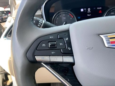 Used 2020 Cadillac XT6 Premium Luxury FWD image 24