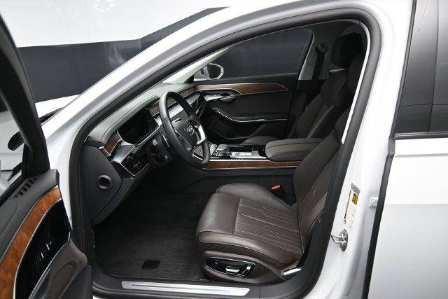 Used 2024 Audi A8 L 3.0T AWD/4WD image 9