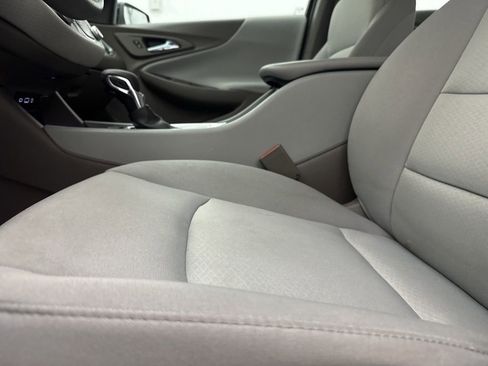 Used 2022 Chevrolet Malibu LS w/ Driver Confidence Package II image 18