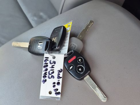 Used 2011 Honda Pilot EX-L image 37