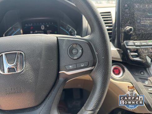 Used 2024 Honda Odyssey EX image 16