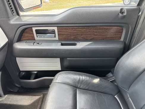 Used 2013 Ford F150 Lariat w/ Mid Equipment Group image 28
