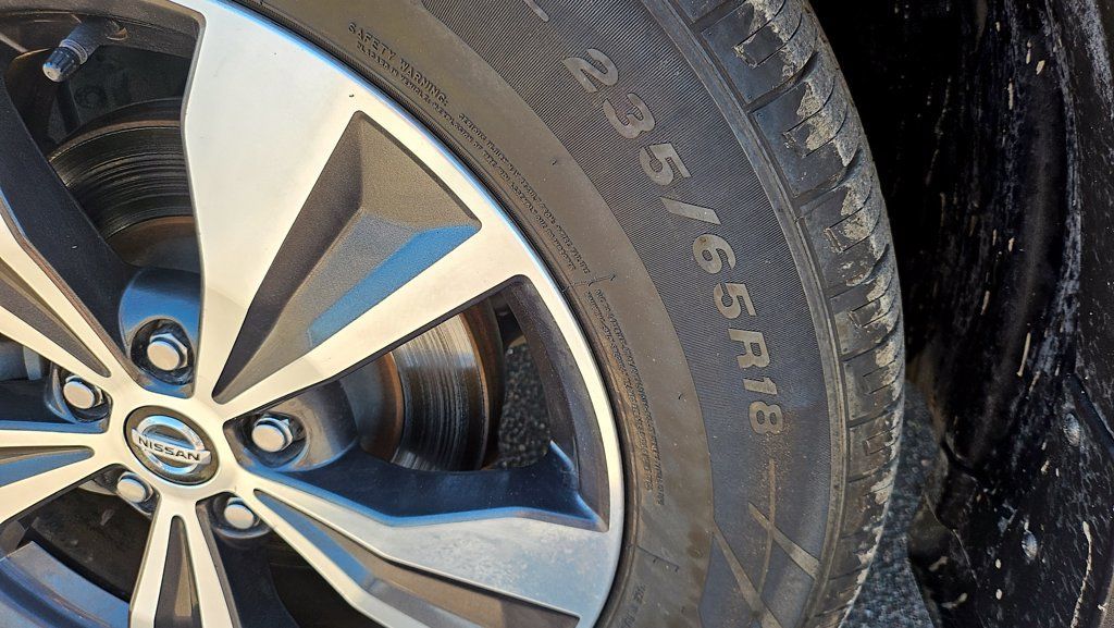 Used 2019 Nissan Murano S w/ Cargo Package FWD image 17