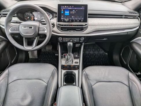 Used 2023 Jeep Compass Latitude AWD/4WD image 27