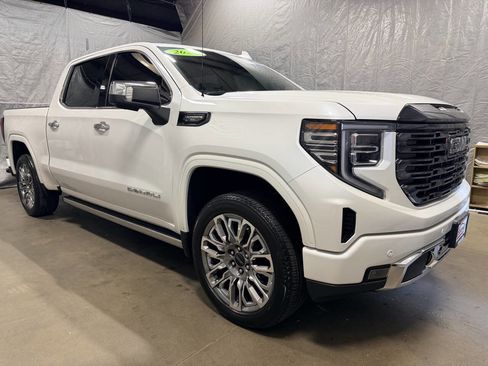 Used 2023 GMC Sierra 1500 Denali Ultimate image 1